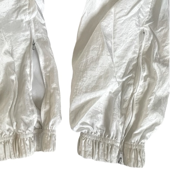 Vintage Circa 1980s/90s Bright Turquoise & White 3 piece tracksuit - Picture 13 of 15